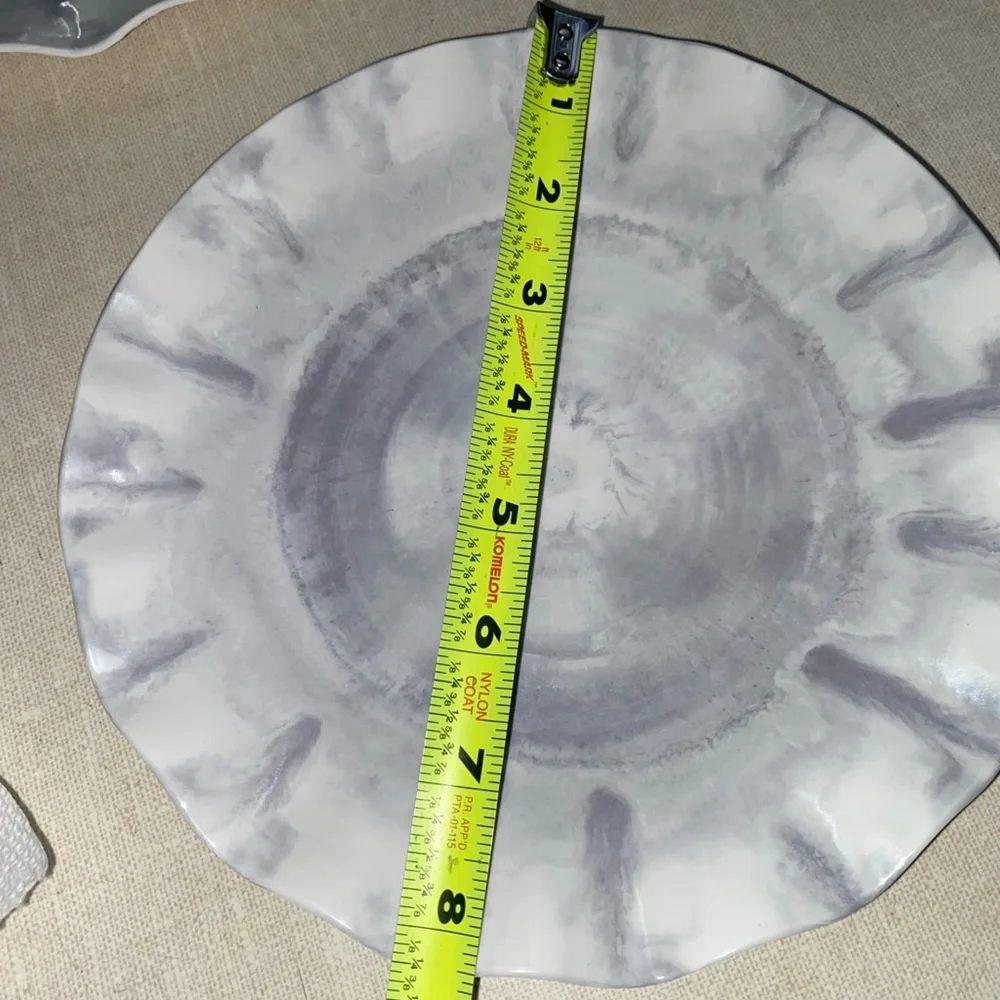 Pier 1 Melamine White Gray Salad Plates Set Of 4 Scallop‎ Edges NWT